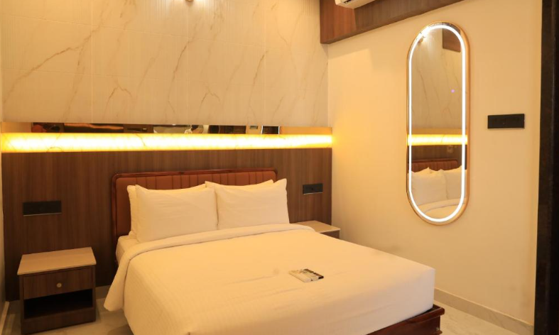 Standard Suite at Hotel Shanthi Nivas